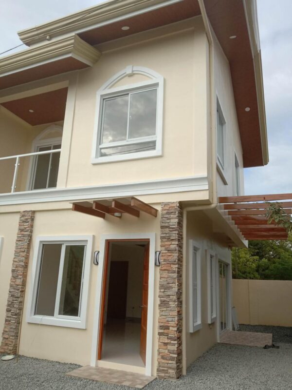 RFO 3 Bedroom House at Coral Bay Residences - Image 5