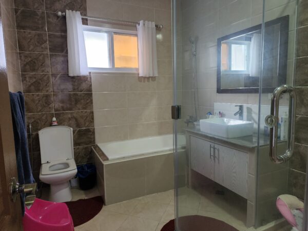 4 Bedroom House and Lot in Maribago LapuLapu City - Image 14