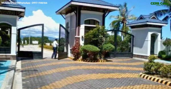 4 Bedroom Elegant House : Your Seaside Sanctuary in LapuLapu City - Image 5