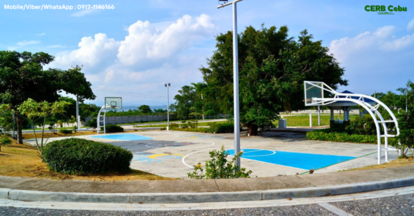4 Bedroom Elegant House : Your Seaside Sanctuary in LapuLapu City - Image 7