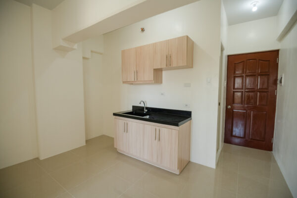 Pre-Selling Studio Condo at ROMA Tower D - Image 32