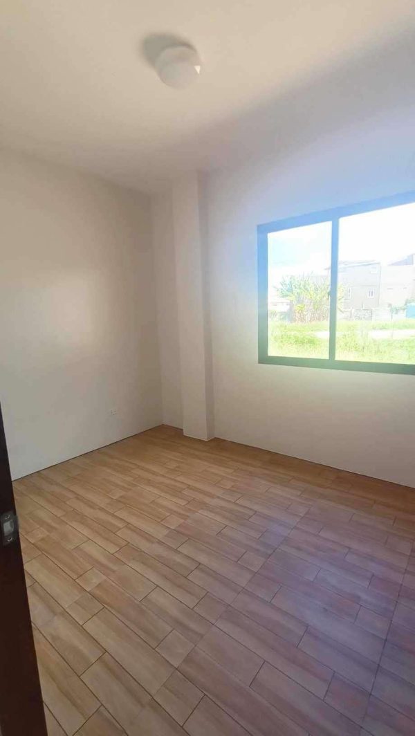3 BR Bungalow House in LapuLapu - Image 20