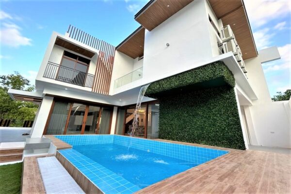 Luxury House with Roof Deck, 5–6 Car Garage & Pool in Vista Grande – Talisay City, Cebu - Image 7