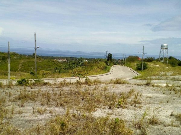 Crown Heights Subdivision: A Highland Haven in Compostela, Cebu - Image 5