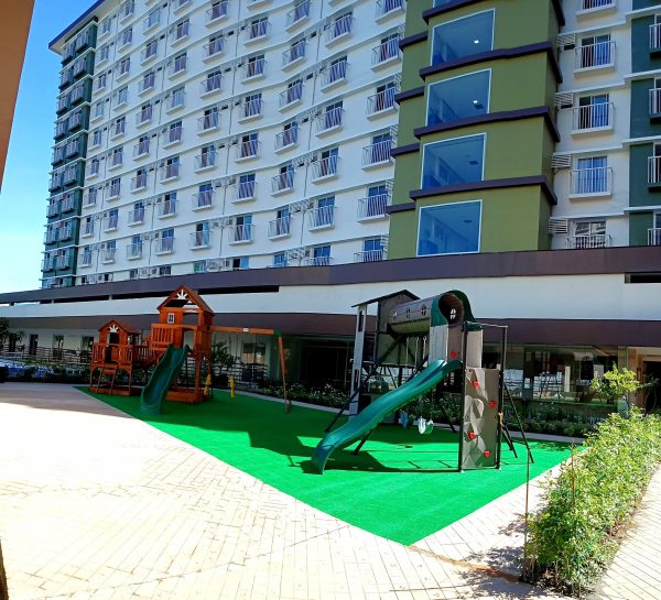 Bamboo Bay Cebu Condo: Your Urban Oasis in Mandaue City - Image 1