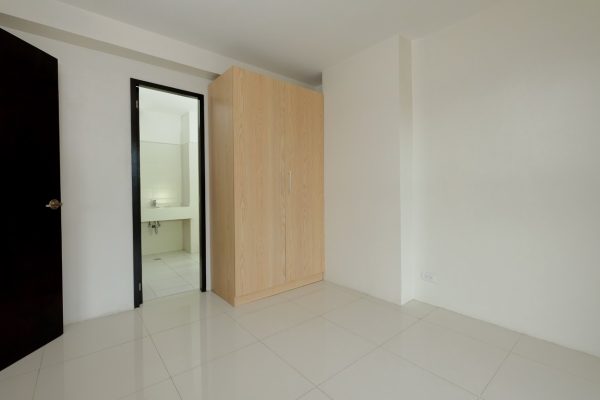 Bamboo Bay Cebu Condo: Your Urban Oasis in Mandaue City - Image 16