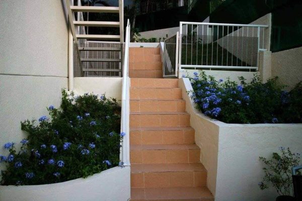 Luxurious Three-Level House with Panoramic Mountain Views in Cebu City - Image 6