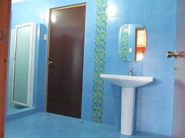 Luxurious Three-Level House with Panoramic Mountain Views in Cebu City - Image 8