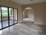 Luxurious Three-Level House with Panoramic Mountain Views in Cebu City - Image 15