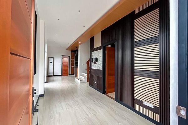 Modern Townhouse Near IT Park - Image 3