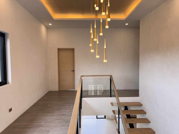 Elegant Family Home in Sto. Niño Village, Banilad - Image 4