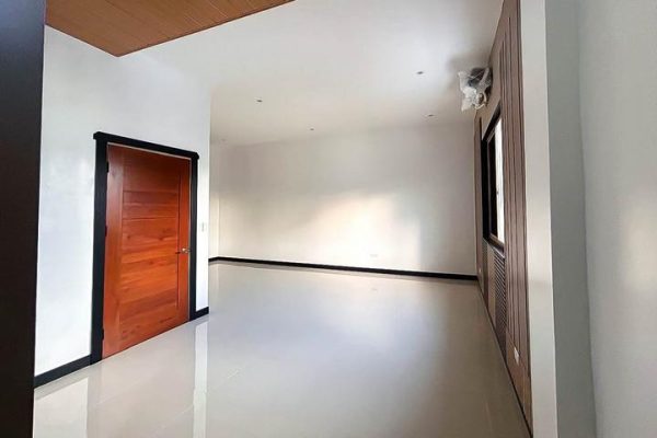 Modern Townhouse Near IT Park - Image 9