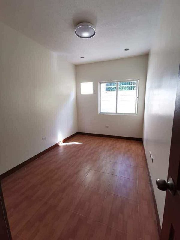 Brand New 3-Storey Townhouse for Sale in Guadalupe Cebu City - Image 9