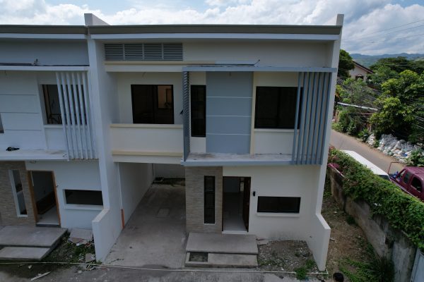 River Breeze Pocket Subdivision - Image 1