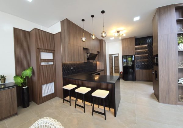 LUXURY BEACHFRONT ESTATE FOR SALE | CEBU - Image 2